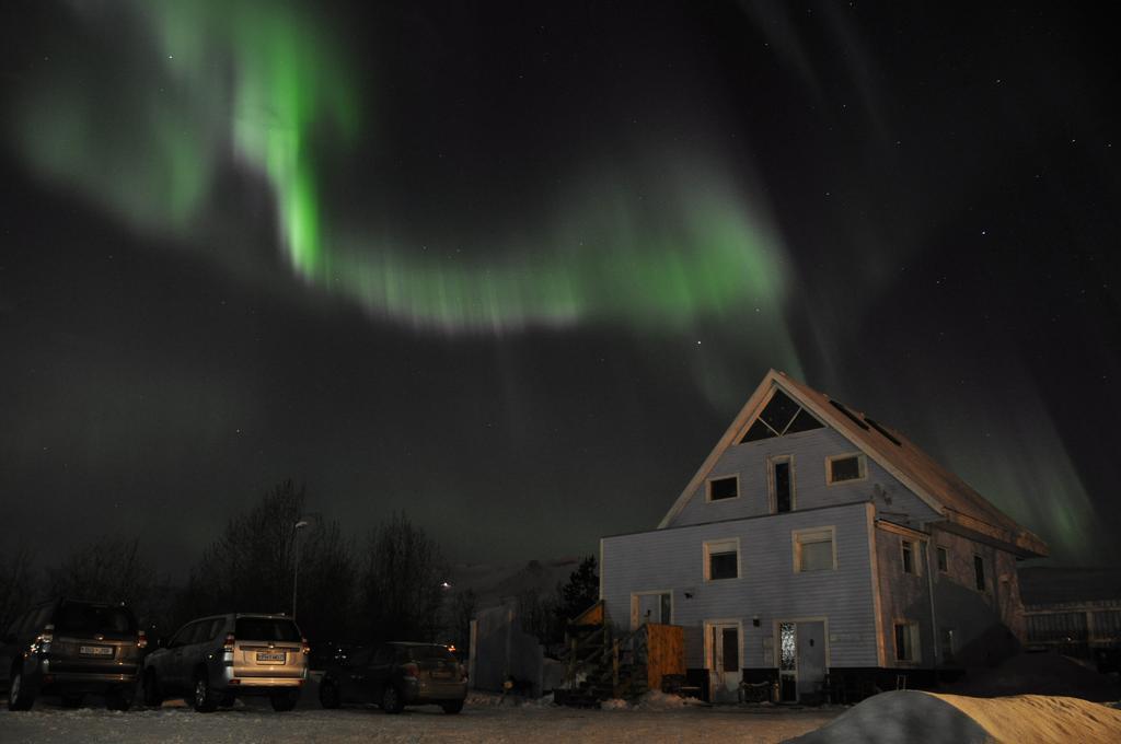 Guesthouse Petursborg Akureyri Buitenkant foto