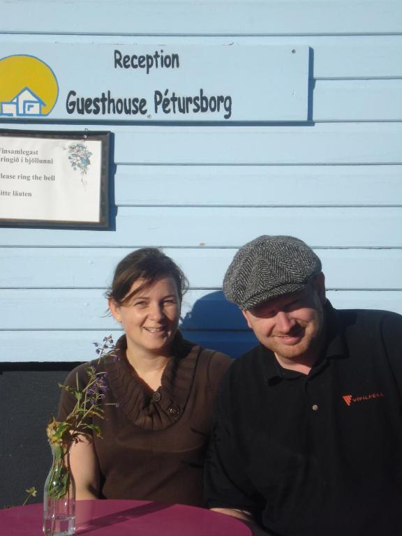 Guesthouse Petursborg Akureyri Buitenkant foto