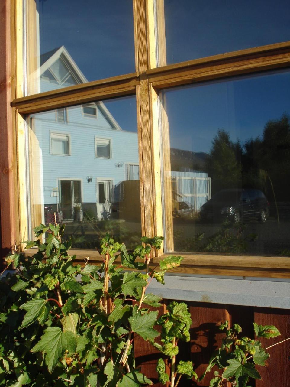 Guesthouse Petursborg Akureyri Buitenkant foto